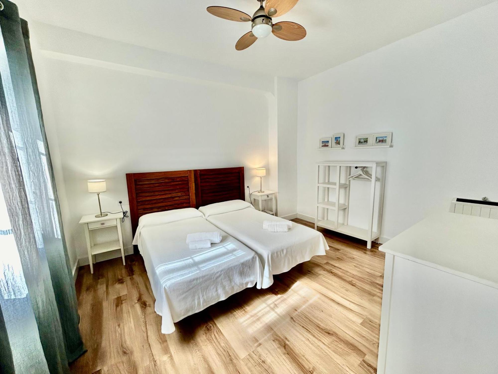 Acogedor Apt 6Pax 3Bdr 2Bth - Cozyhomesevilla5 Exterior photo
